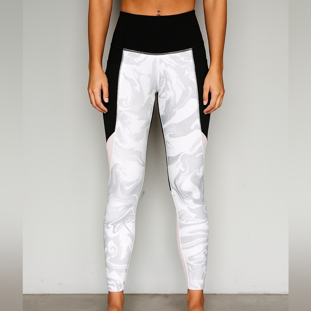 Athleta Multicolored / Marble Leggings Size XS